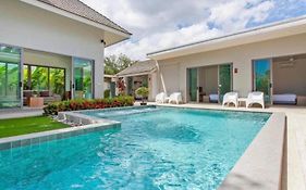 Areeca Private Pool Villas